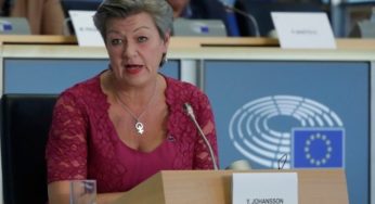 Η επίτροπος Εσωτερικών Υποθέσεων της ΕΕ ζητάει έρευνα για τις παράνομες επαναπροωθήσεις μεταναστών