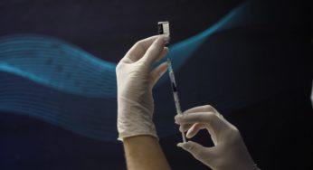 1.000 δολάρια το δευτερόλεπτο κερδίζουν από τα εμβόλια οι Pfizer, BioNTech και Moderna