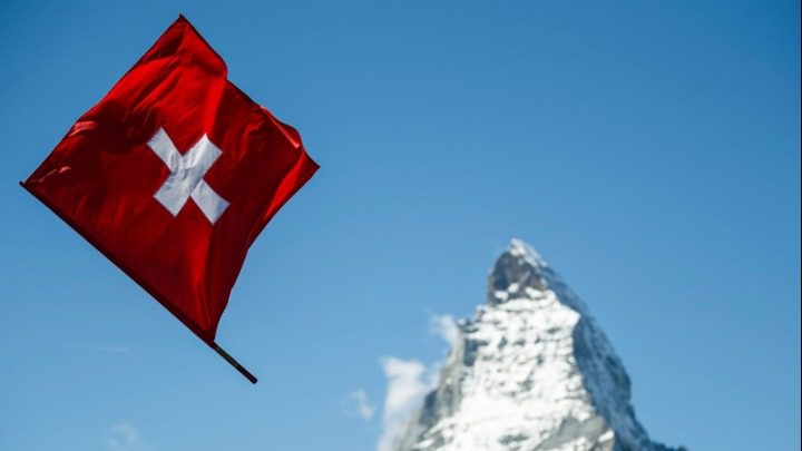 Δημοψήφισμα στην Ελβετία: «Ναι» στο κυβερνητικό σχέδιο διαχείρισης της πανδημίας, δείχνουν τα πρώτα αποτελέσματα