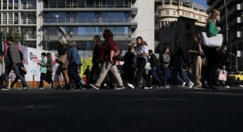 Δημοσκόπηση διαΝΕΟσις: Τι πιστεύουν οι Έλληνες  – Φοβισμένη και διχασμένη η κοινωνία