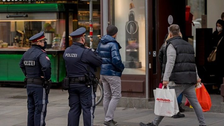 Οργισμένοι οι πολίτες στην Αυστρία για το lockdown – Αντιδράσεις για τα μέτρα στην Ευρώπη