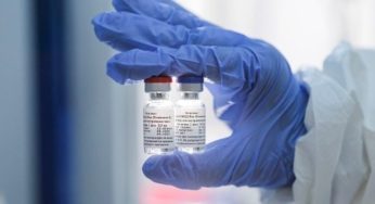 Pfizer: Μακροπρόθεσμη αποτελεσματικότητα του εμβολίου κατά της Covid-19 για εφήβους 12 – 15 ετών