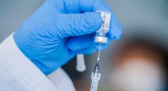 Βρετανία: Η εκστρατεία εμβολιασμού με ενισχυτική δόση θα επεκταθεί και σε πολίτες 40-49 ετών
