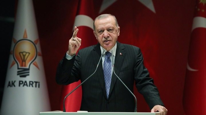 Έρευνα για πιθανή χειραγώγηση της τουρκικής λίρας διέταξε ο Ερντογάν