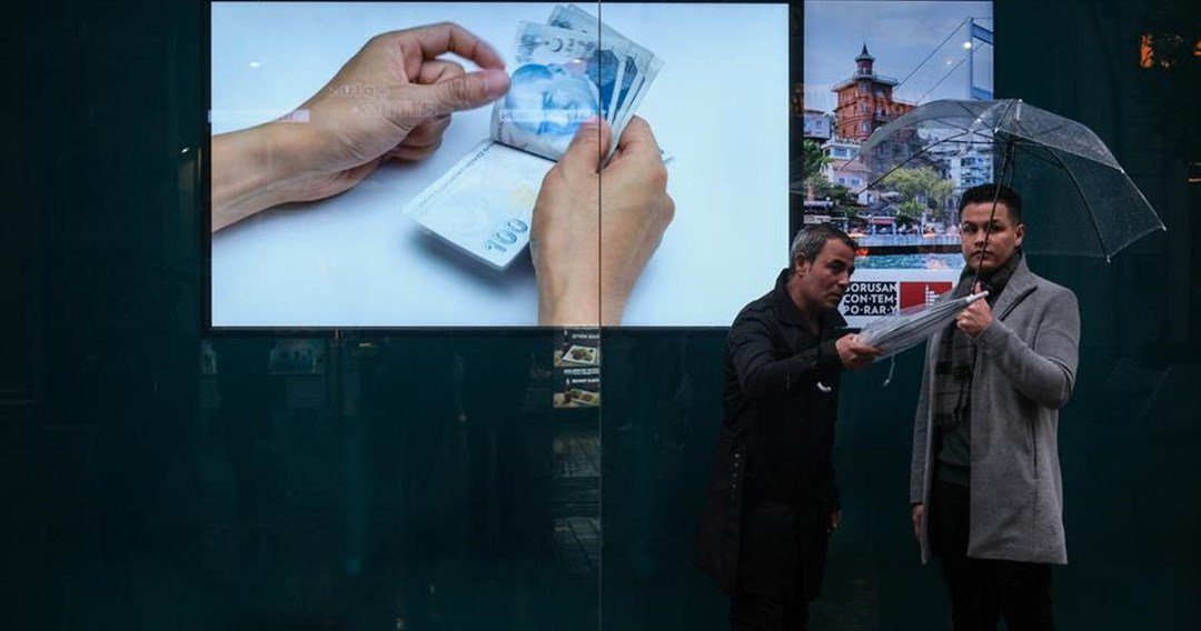 FT: Η νομισματική κρίση της Τουρκίας είναι έργο του Ερντογάν