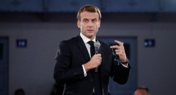 Politico: Έχει διαλύσει τη Γαλλία ο Μακρόν;