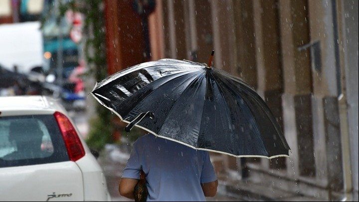 Καιρός: Προβλήματα στη Θεσσαλονίκη – Βροχές, καταιγίδες και 8 μποφόρ τη Δευτέρα