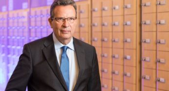 Στην αντεπίθεση ο Κύρτσος για τις παρακολουθήσεις – Πήγε στην ΑΔΑΕ, απειλεί με Ευρωπαϊκό Δικαστήριο