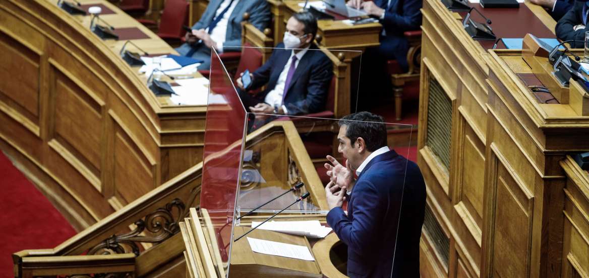 Μονομαχία Μητσοτάκη – Τσίπρα σήμερα στη Βουλή για την ακρίβεια και την πανδημία