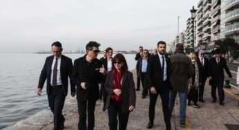 Με επίσκεψη στη MOMus και βόλτα στην παραλία έκλεισε η επίσκεψη της ΠτΔ στη Θεσσαλονίκη