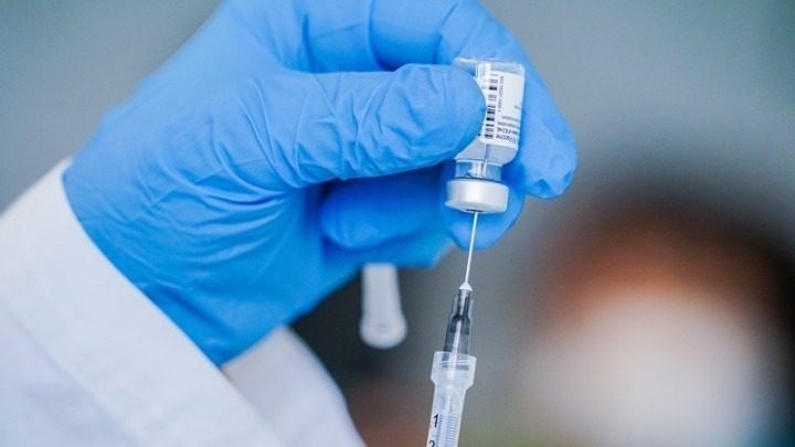 Σμυρνάκης: Η Αυτοδιοίκηση μπορεί να περάσει το μήνυμα της αναγκαιότητας του εμβολιασμού