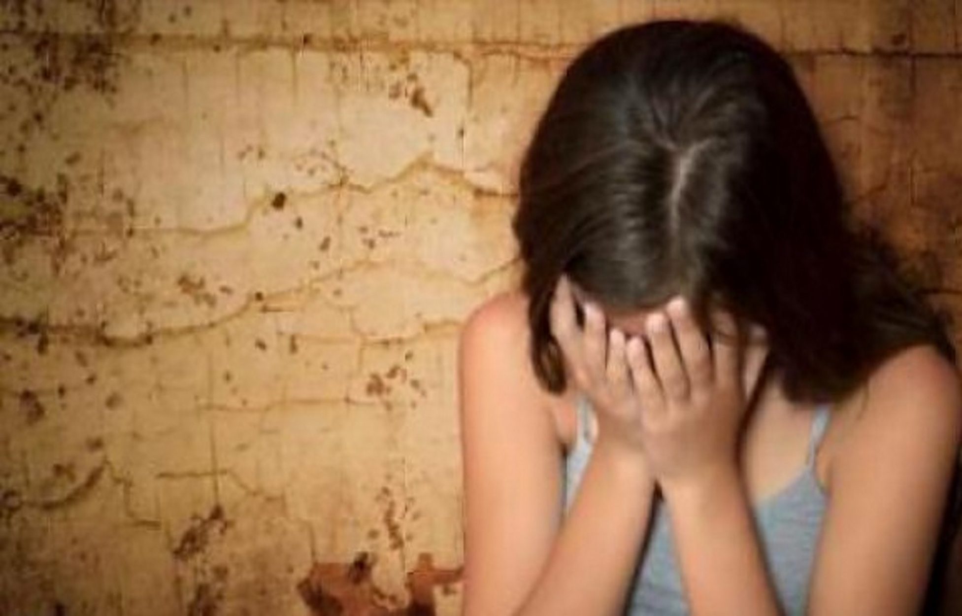 Κύκλωμα μαστροπείας που παγιδεύει κορίτσια και τα προωθεί σε πλούσια πρόσωπα ερευνά η Εισαγγελία για το βιασμό στη Θεσσαλονίκη