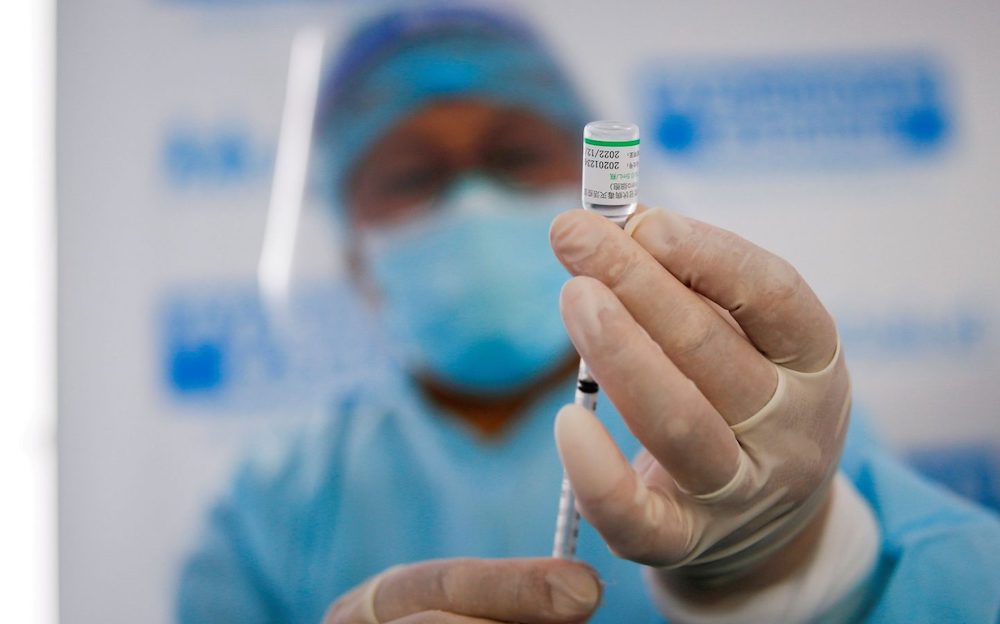Ανοίγει σήμερα η πλατφόρμα για την 4η δόση εμβολιασμού για τους άνω των 60 ετών