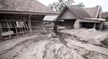 Ινδονησία: Τουλάχιστον 13 νεκροί από την έκρηξη του ηφαιστείου Σεμέρου