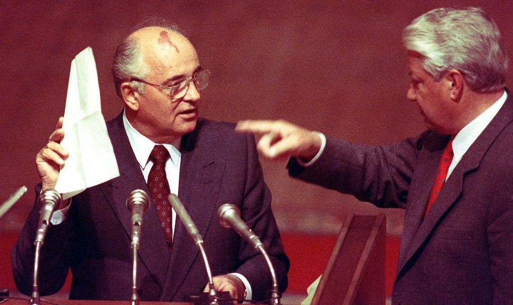 Ο Μπόρις Γιέλτσιν κατάφερε να «εκθρονίσει» τον Μιχαήλ Γκορμπατσόφ και να συμβάλει τα μέγιστα στη διάλυση της ΕΣΣΔ.