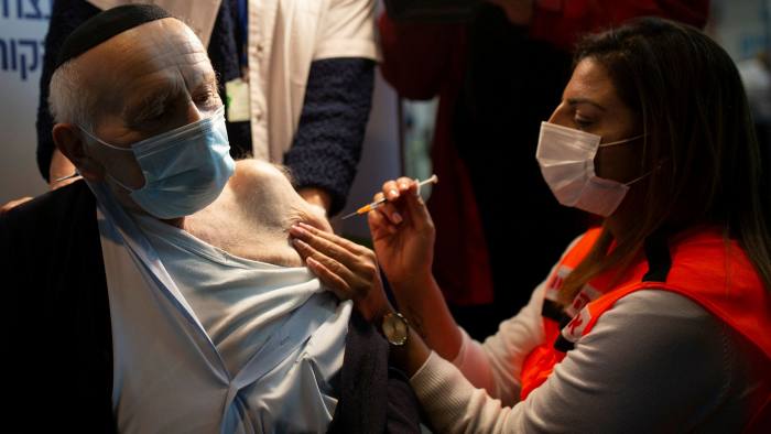 Ισραήλ: Τέταρτη δόση εμβολίου για τους άνω των 60 ανακοίνωσε η κυβέρνηση