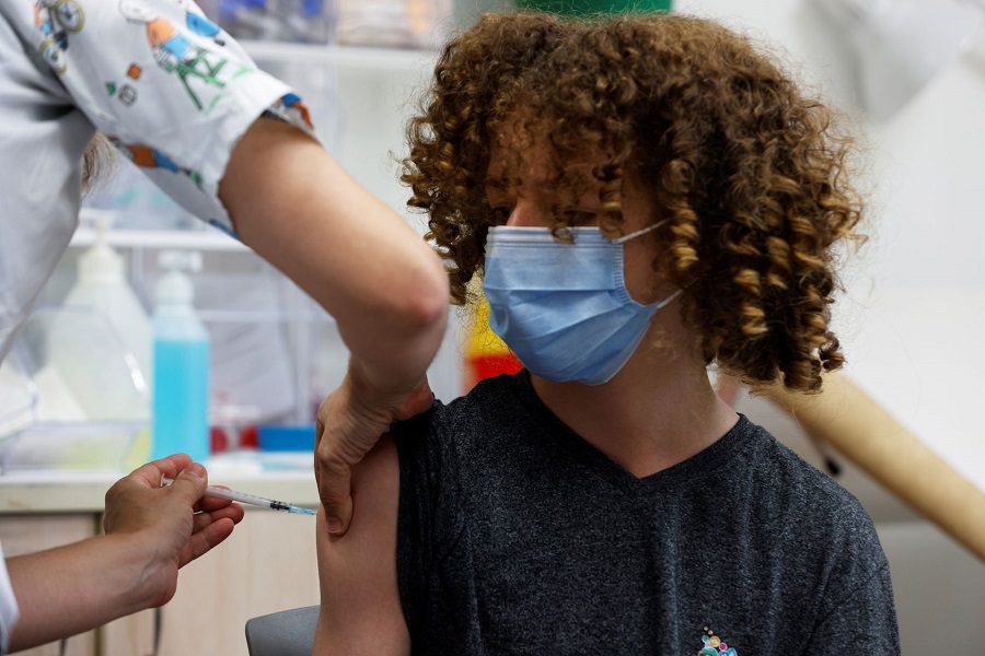 Γαλλία: Σχεδόν το 80% των παιδιών άνω των 12 εμβολιασμένο κατά της Covid-19
