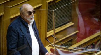 Στο «κόκκινο» το πολιτικό θερμόμετρο στη Βουλή με τις δηλώσεις Κουρουμπλή περί «δολοφόνων»