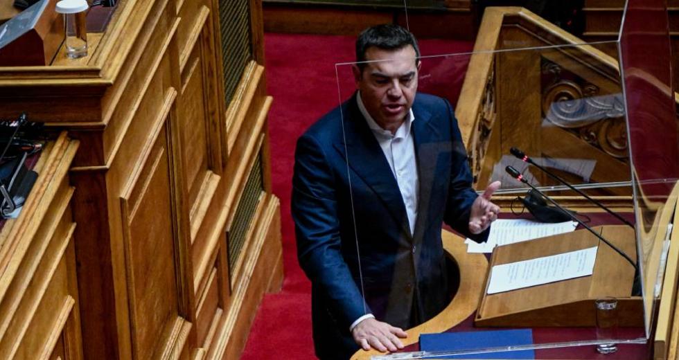 O Τσίπρας ζήτησε εκλογές και κάλεσε τον Μητσοτάκη να παραιτηθεί στη συζήτηση για τον προϋπολογισμό