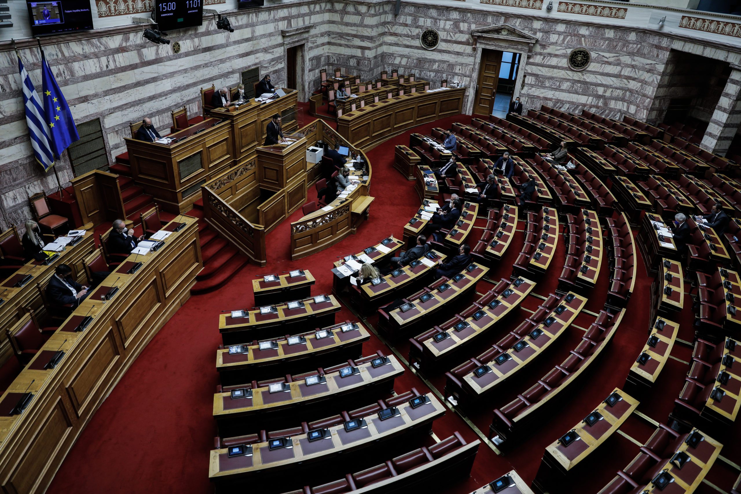 Πρόταση μομφής: Σφυροκόπημα στην κυβέρνηση που θυμήθηκε (ξανά) το Μάτι