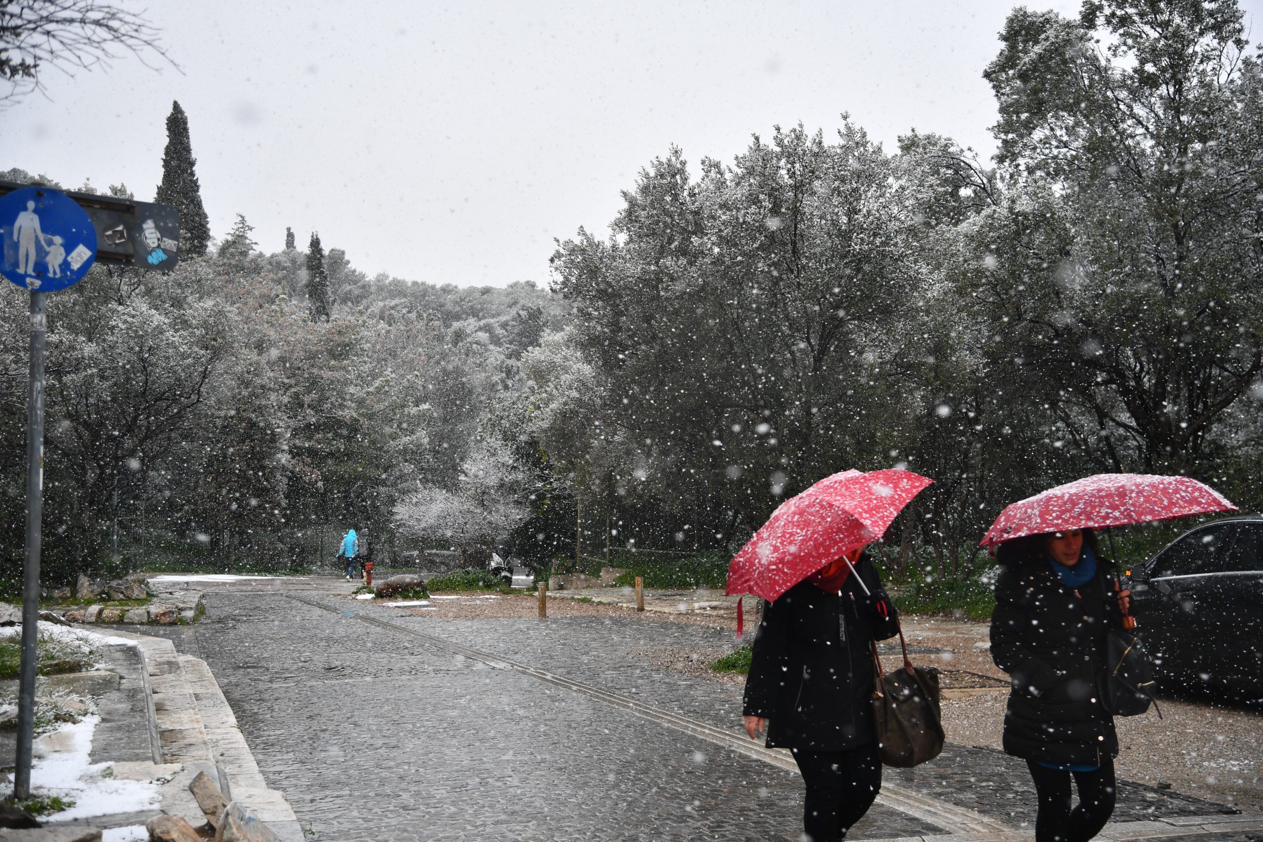 ΓΣΕΕ: Τι ισχύει για τους εργαζόμενους που δεν μπορούν να πάνε για δουλειά λόγω κακοκαιρίας