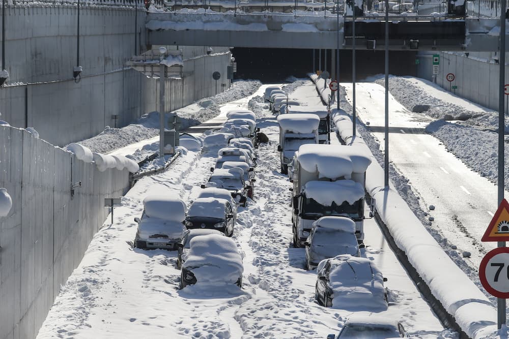 Υπ. Μεταφορών: «Καμπάνα» 2 εκατομμύριων ευρώ στην Αττική Οδό για το μπάχαλο με τα χιόνια στην Αθήνα