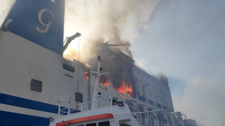 Φωτιά στο Euroferry Olympia: Ελεύθεροι μετά την κατάθεσή τους ο πλοίαρχος και δύο μηχανικοί