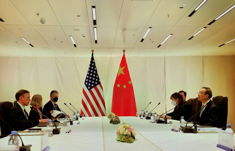 Οι ΗΠΑ βάζουν στο «κάδρο» και την Κίνα