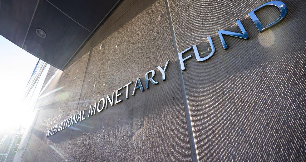 Ψαλιδίζει τις προβλέψεις του το ΔΝΤ – Προειδοποιεί για παγκόσμια ύφεση