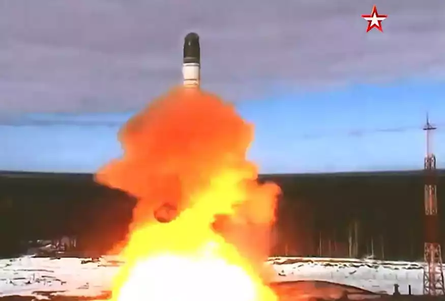 Η Ρωσία εκτόξευσε διηπειρωτικό βαλλιστικό πύραυλο
