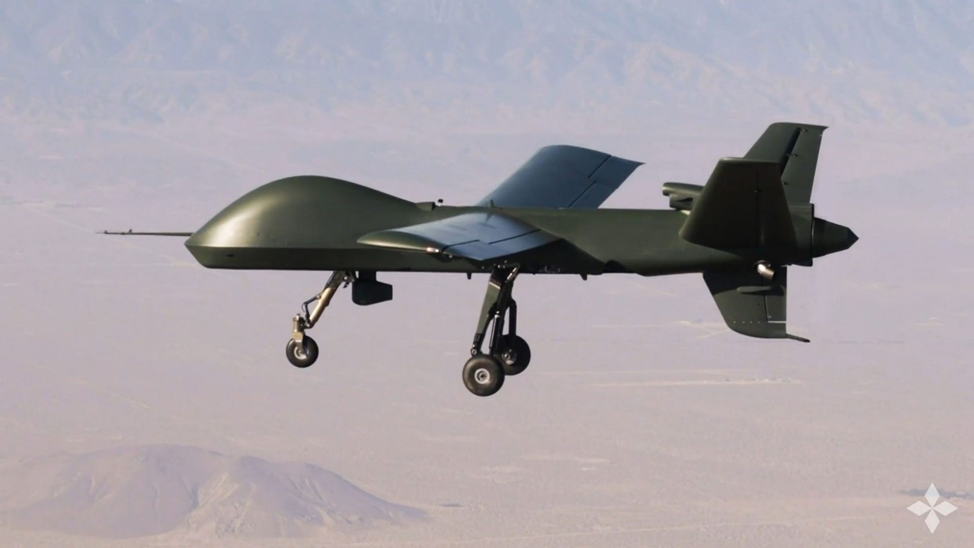 Οι ΗΠΑ στέλνουν βαρύ πυροβολικό και drones ύψους 800 εκατ. δολαρίων στην Ουκρανία