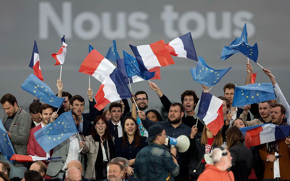 Γαλλικές εκλογές: Νικητής ο Μακρόν με 58%