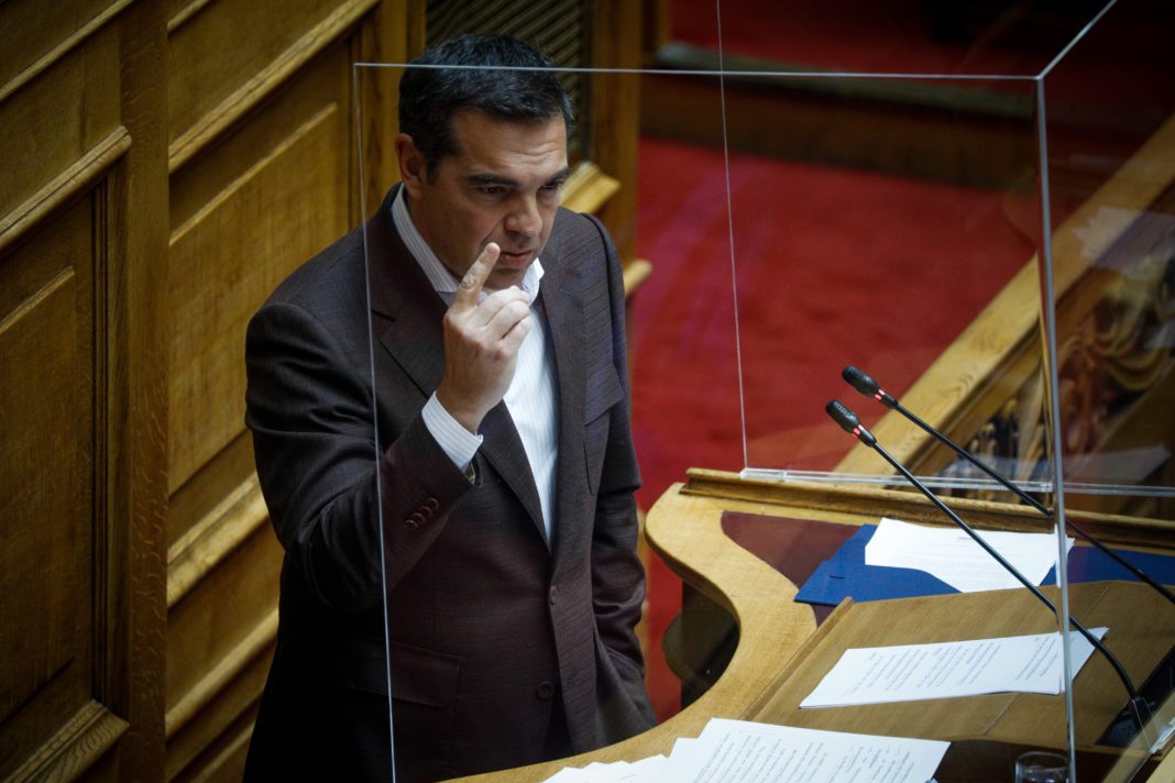 ΣΥΡΙΖΑ: Πέντε ερωτήματα προς την κυβέρνηση για τις υποκλοπές – Το χρονικό, ο νόμος που άλλαξε
