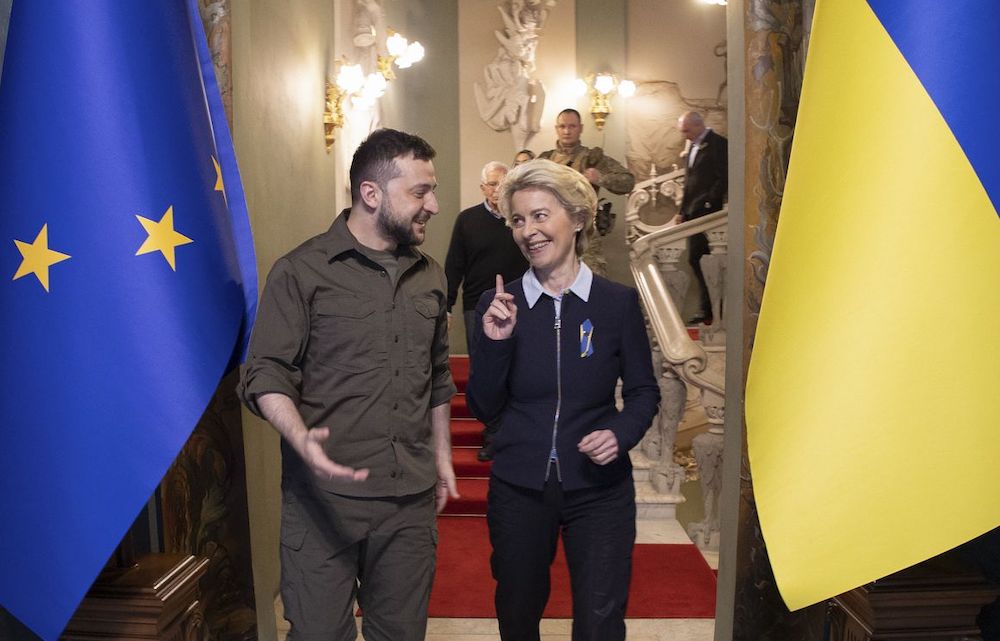 Σε τι θα βοηθήσει την Ουκρανία να γίνει «υποψήφια» για ένταξη στην ΕΕ;