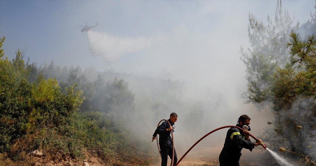 Σε εξέλιξη πυρκαγιά στο Σχηματάρι