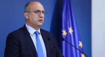 Επανόρθωση εσφαλμένης ανάρτησης με τίτλο: «Θρίλερ για υποβολή παραίτησης Οικονόμου μετά τις δηλώσεις του για το βούλευμα για Novartis»