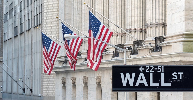 Με πτώση έκλεισε η Wall Street εν μέσω της κρίσης στον τραπεζικό τομέα