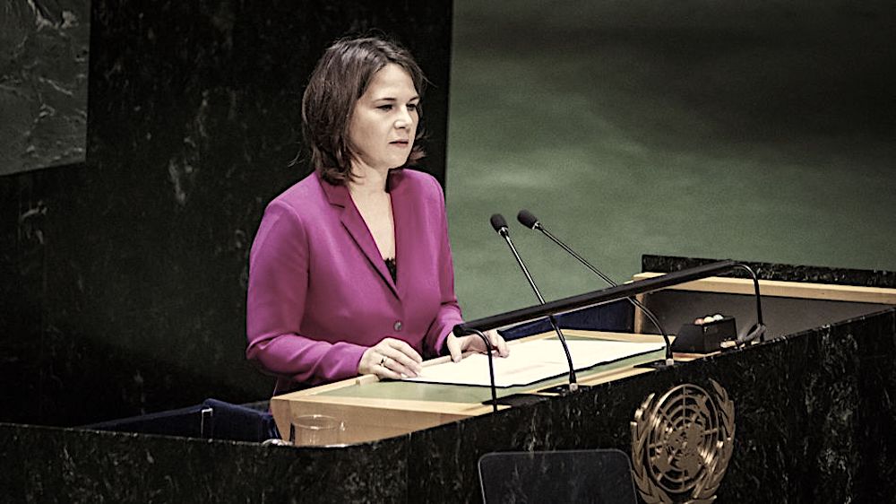 Annalena Baerbock, Bundesaussenministerin, aufgenommen bei ihrer Rede im Rahmen der Generaldebatte der Ueberpruefungsko