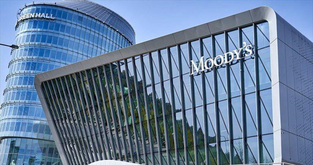 Moody's: Μειωμένα αντισώματα στον στασιμοπληθωρισμό η Ελλάδα