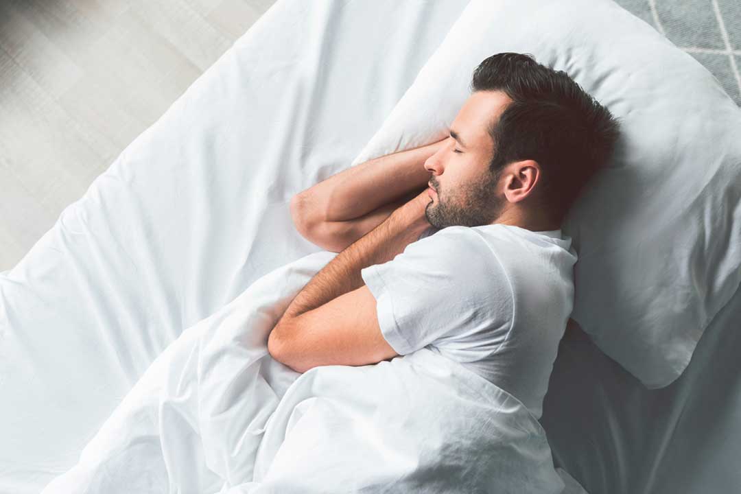 Πόσο κοιμάστε; Ο ύπνος μειώνει τον κίνδυνο για έμφραγμα και εγκεφαλικό