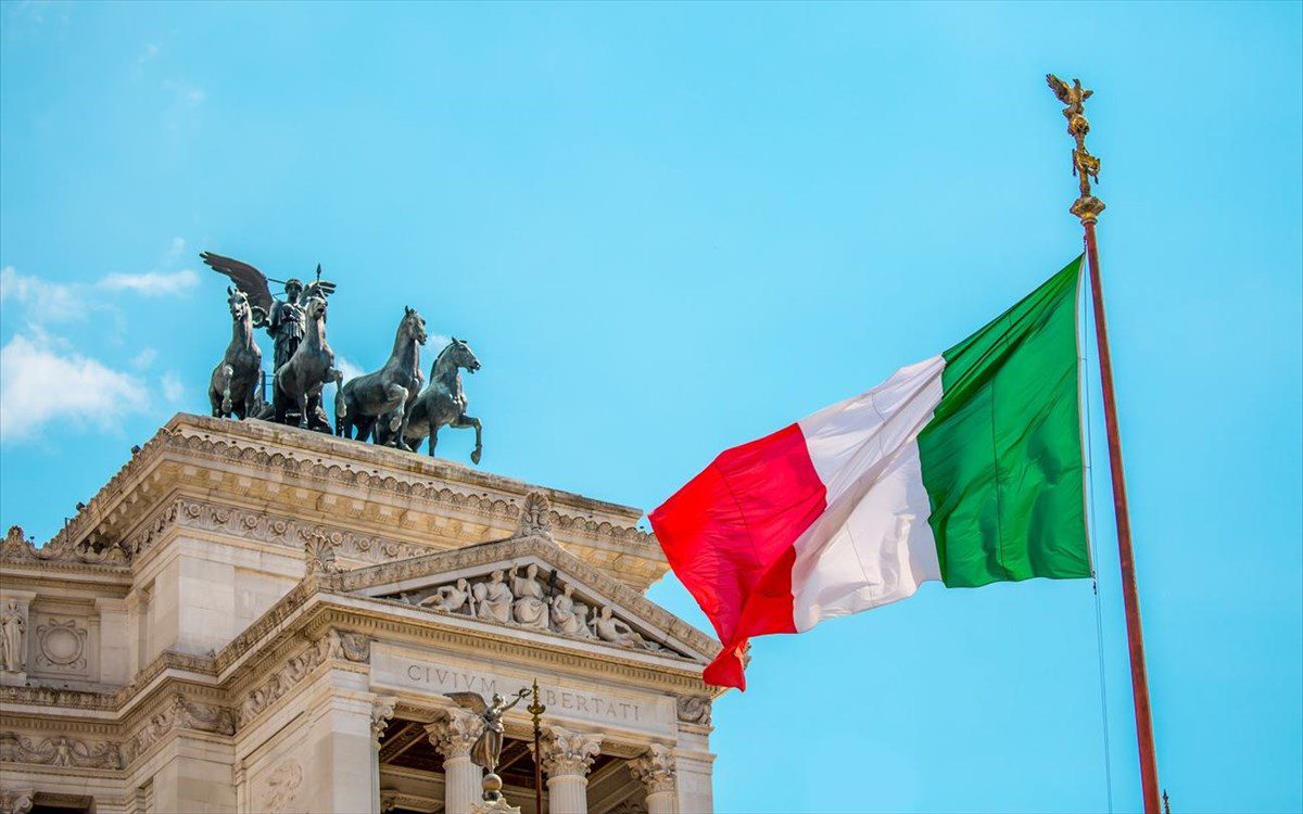 Ιταλία: Είναι η οικονομία ανόητε, ξανά! 