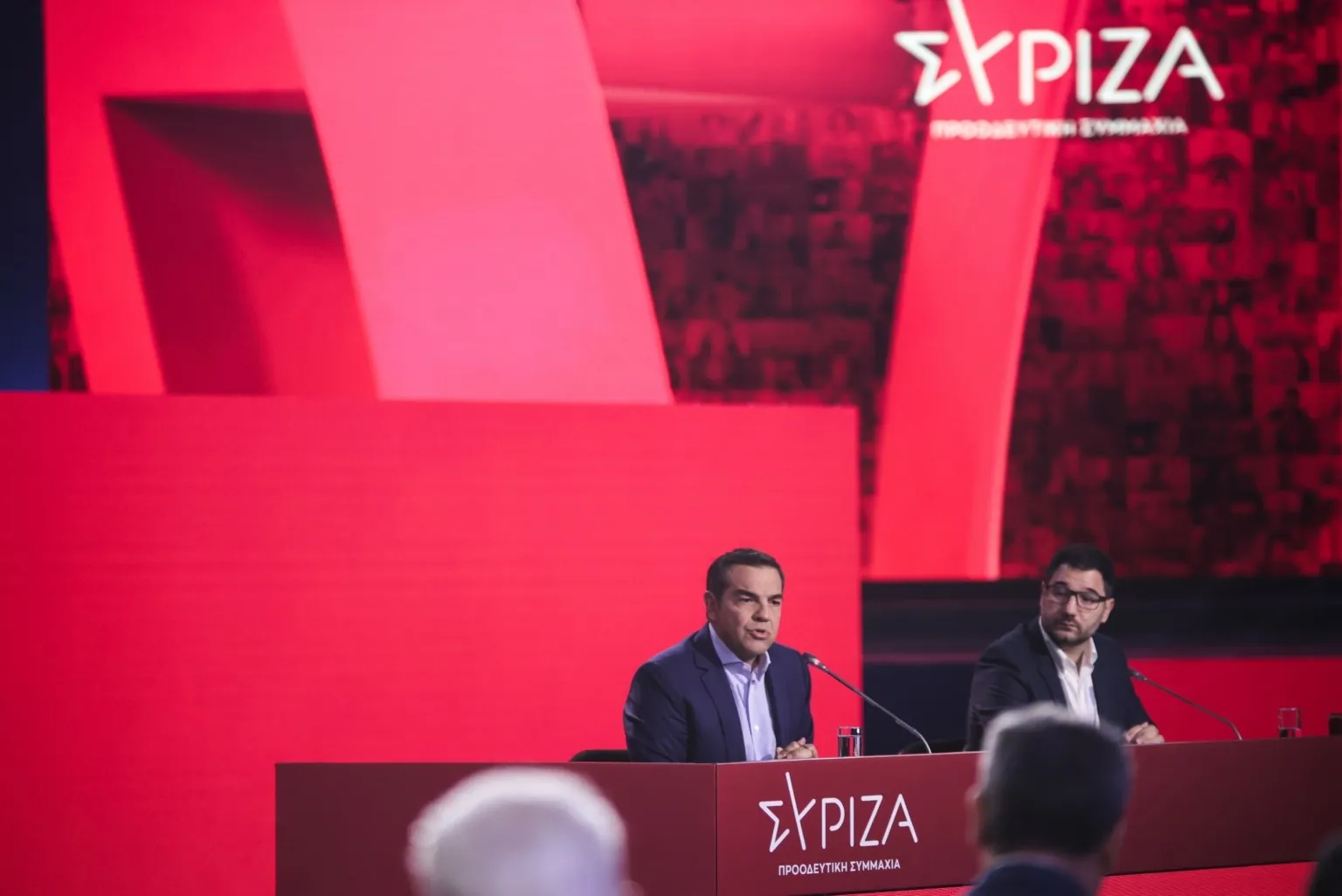 Τσίπρας σε Μητσοτάκη: Τον προκαλώ σε debate ενώπιον του ελληνικού λαού