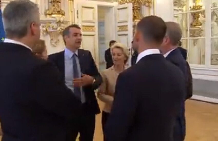 mitsotakis praga