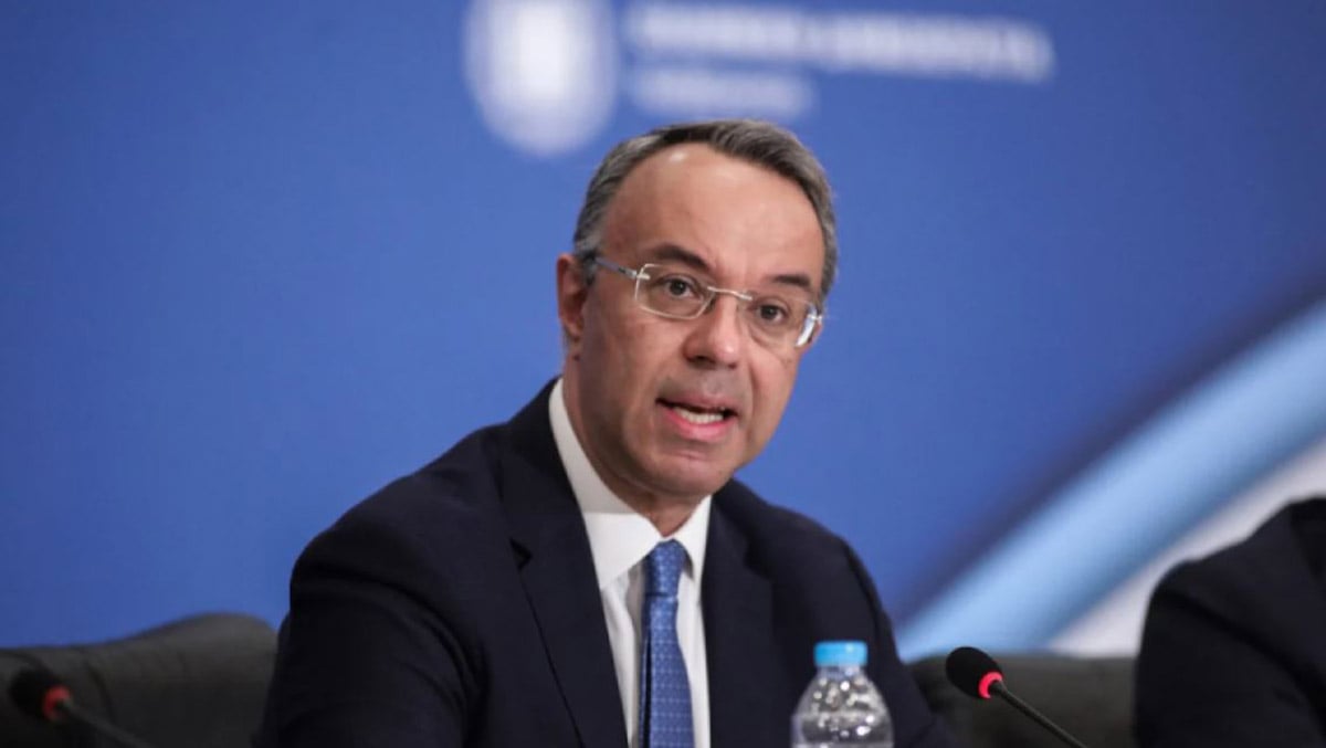 Σταϊκούρας: Έκτακτη εισφορά 373,5 εκατ. ευρώ στα υπερκέρδη των παραγωγών ενέργειας