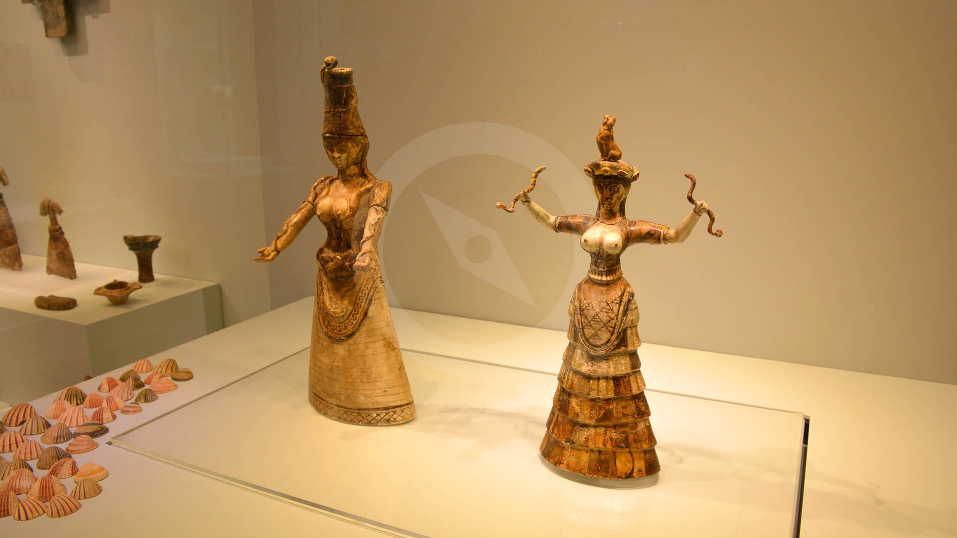 «Έδειξαν» στην Μενδώνη το Μουσείο του Ηρακλείου