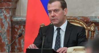 Την απειλή των πυρηνικών επαναφέρει ο Μεντβέντεφ – Υπόσχεται «σκληρή και άμεση» σε χτύπημα ρωσικής επικράτειας