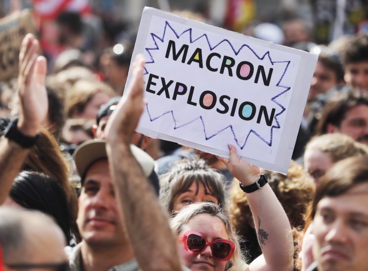 Strikes against pension reform continue in France
