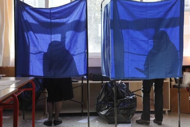 Η Ελλάδα στις κάλπες – Σε εξέλιξη από το πρωί η εκλογική διαδικασία