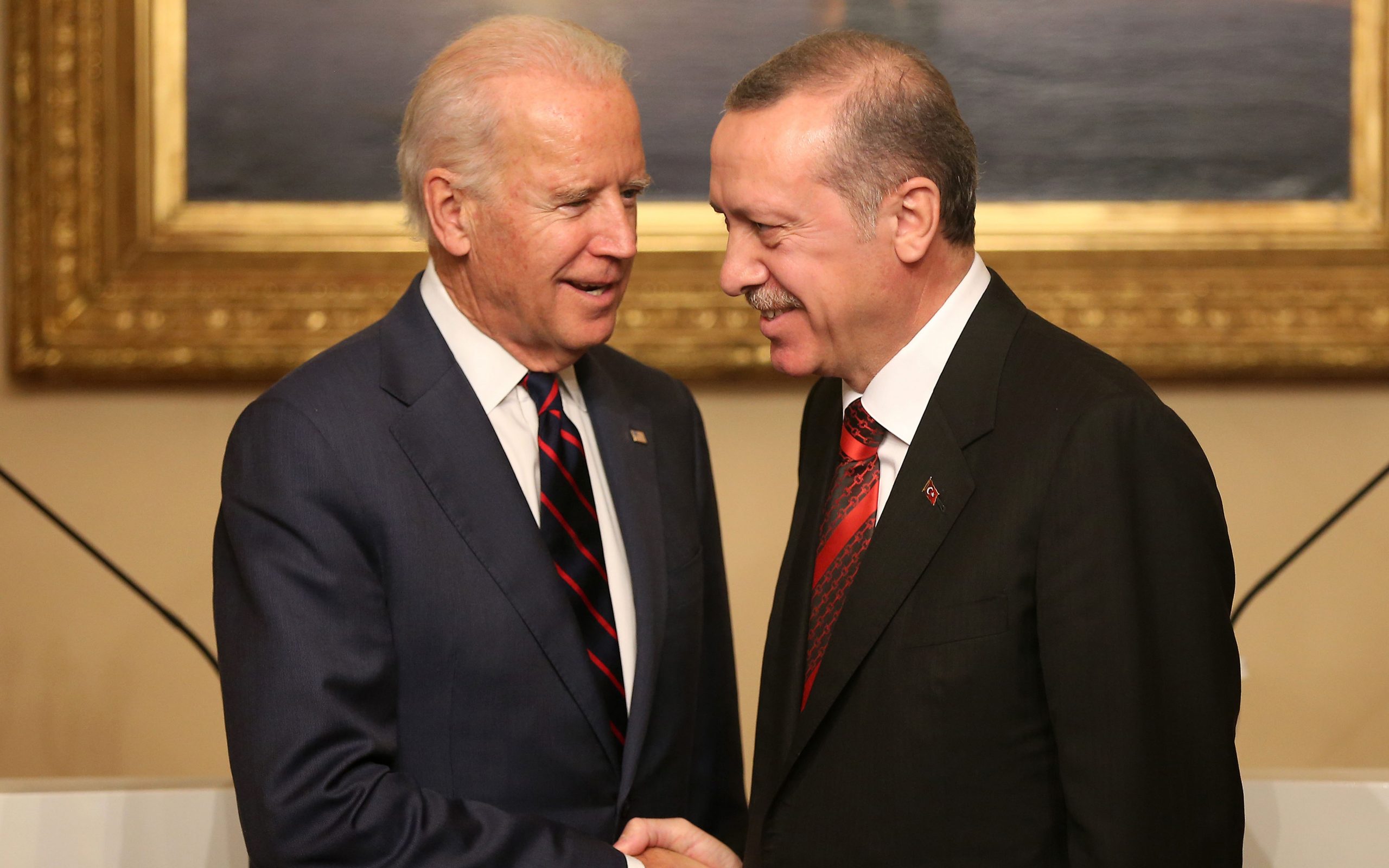 Έκλεισε και συνάντηση Μπάιντεν-Ερντογάν στο περιθώριο της Συνόδου του ΝΑΤΟ