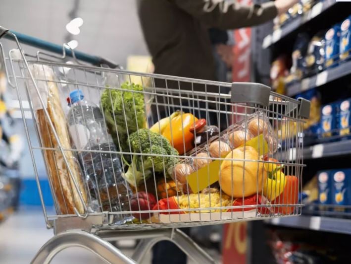 ΙΕΛΚΑ: Αυξημένες κατά 3% οι τιμές τροφίμων στα σούπερ μάρκετ – Σε ποια προϊόντα είχαμε πτώση